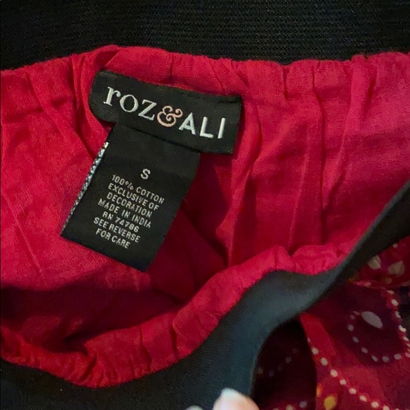 Skirt - Picture 3 of 3